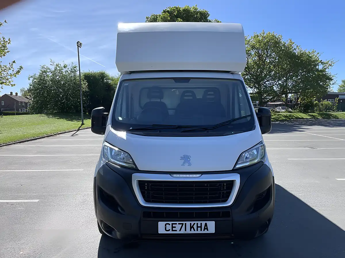 Used 2021 Peugeot Boxer Luton With Tail Lift White - Interior and Exterior details 2
