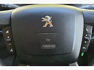 Used 2021 Peugeot Boxer Professional White - Interior and Exterior details 17