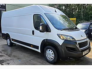 Used 2021 Peugeot Boxer Professional White - Interior and Exterior details 3