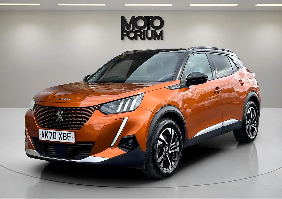 Used 2021 Peugeot E-2008 GT Orange - Interior and Exterior details 4