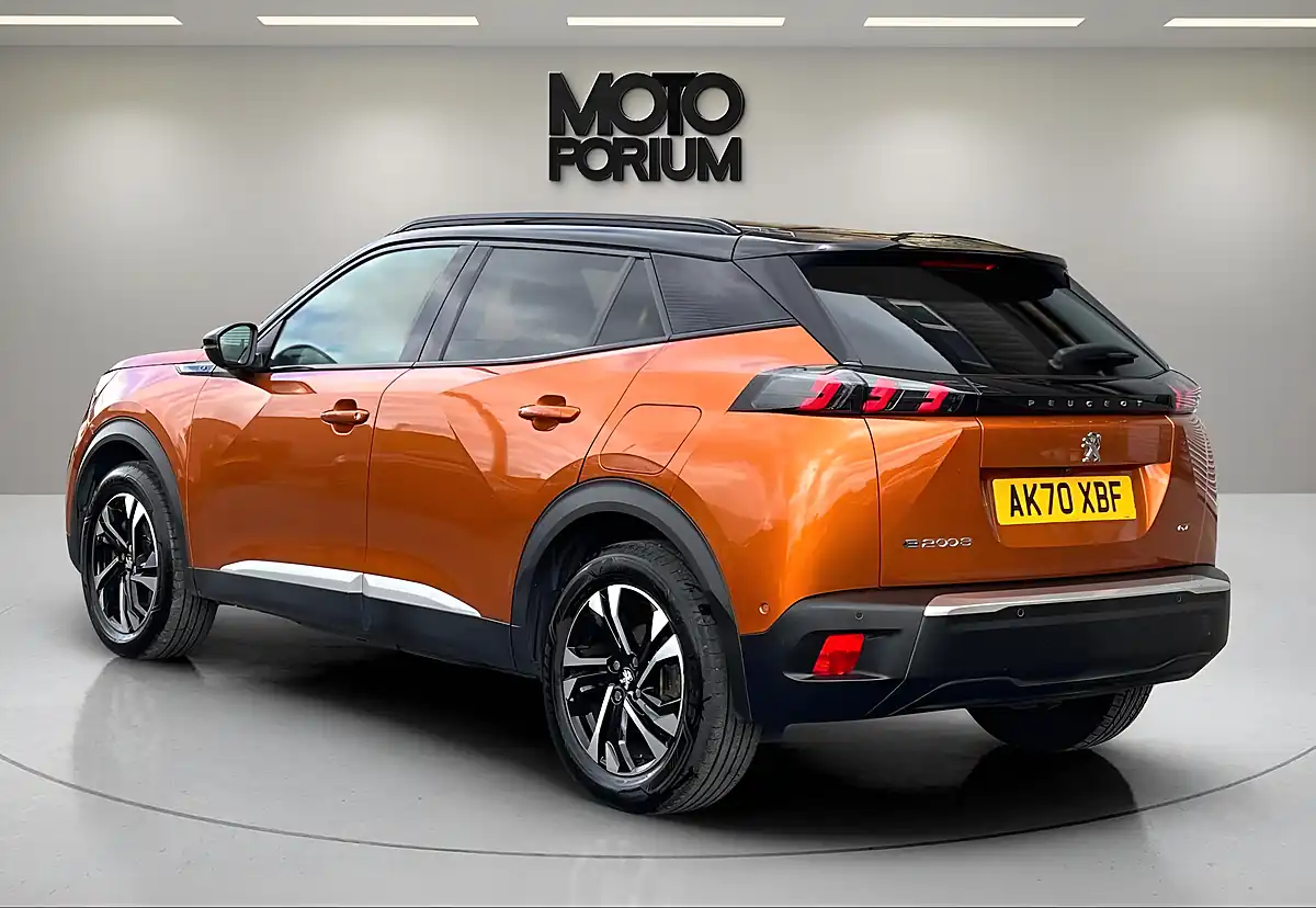 Used 2021 Peugeot E-2008 GT Orange - Interior and Exterior details 6