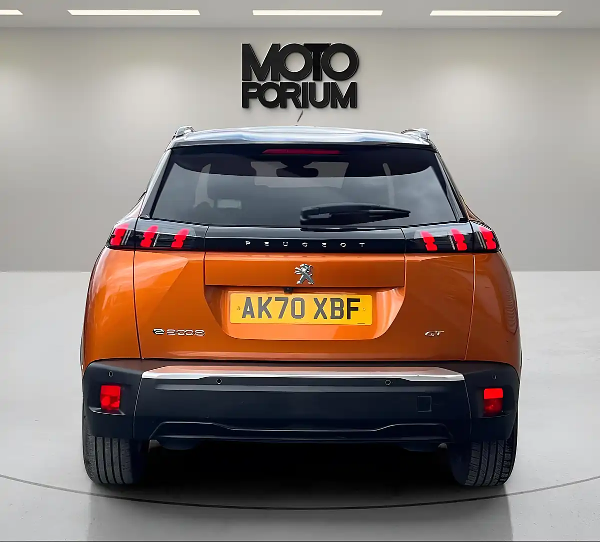 Used 2021 Peugeot E-2008 GT Orange - Interior and Exterior details 7