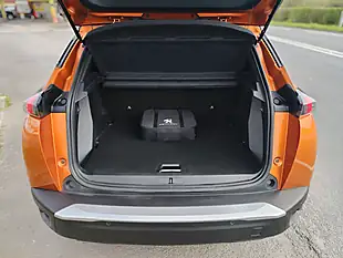 Used 2021 Peugeot E-2008 GT Premium Orange Fusion - Interior and Exterior details 15