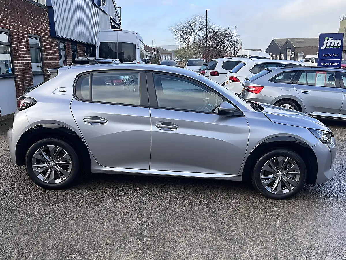 Used 2021 Peugeot E-208 Active Premium Cumulus Grey Metallic - Interior and Exterior details 5