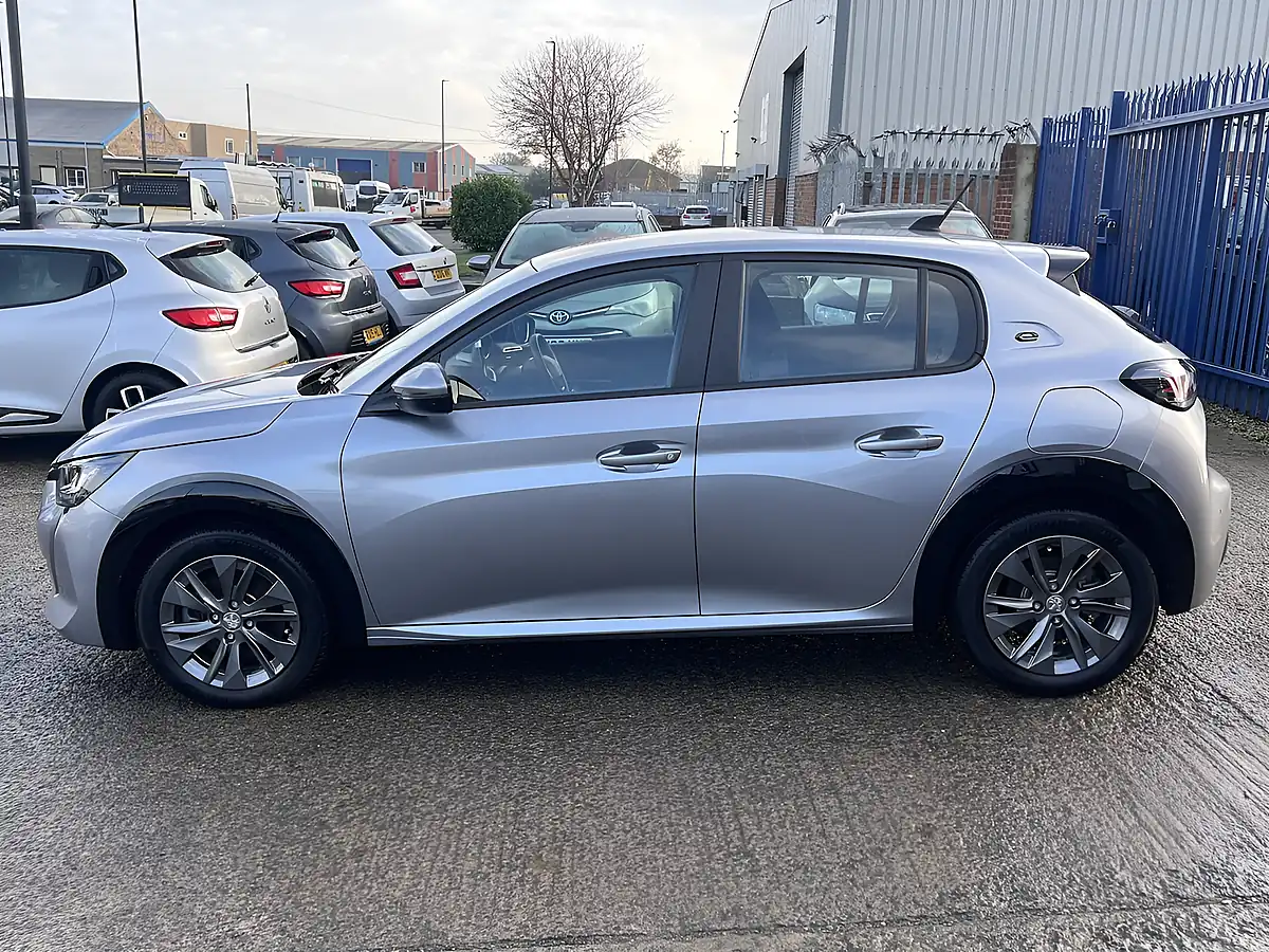 Used 2021 Peugeot E-208 Active Premium Cumulus Grey Metallic - Interior and Exterior details 9