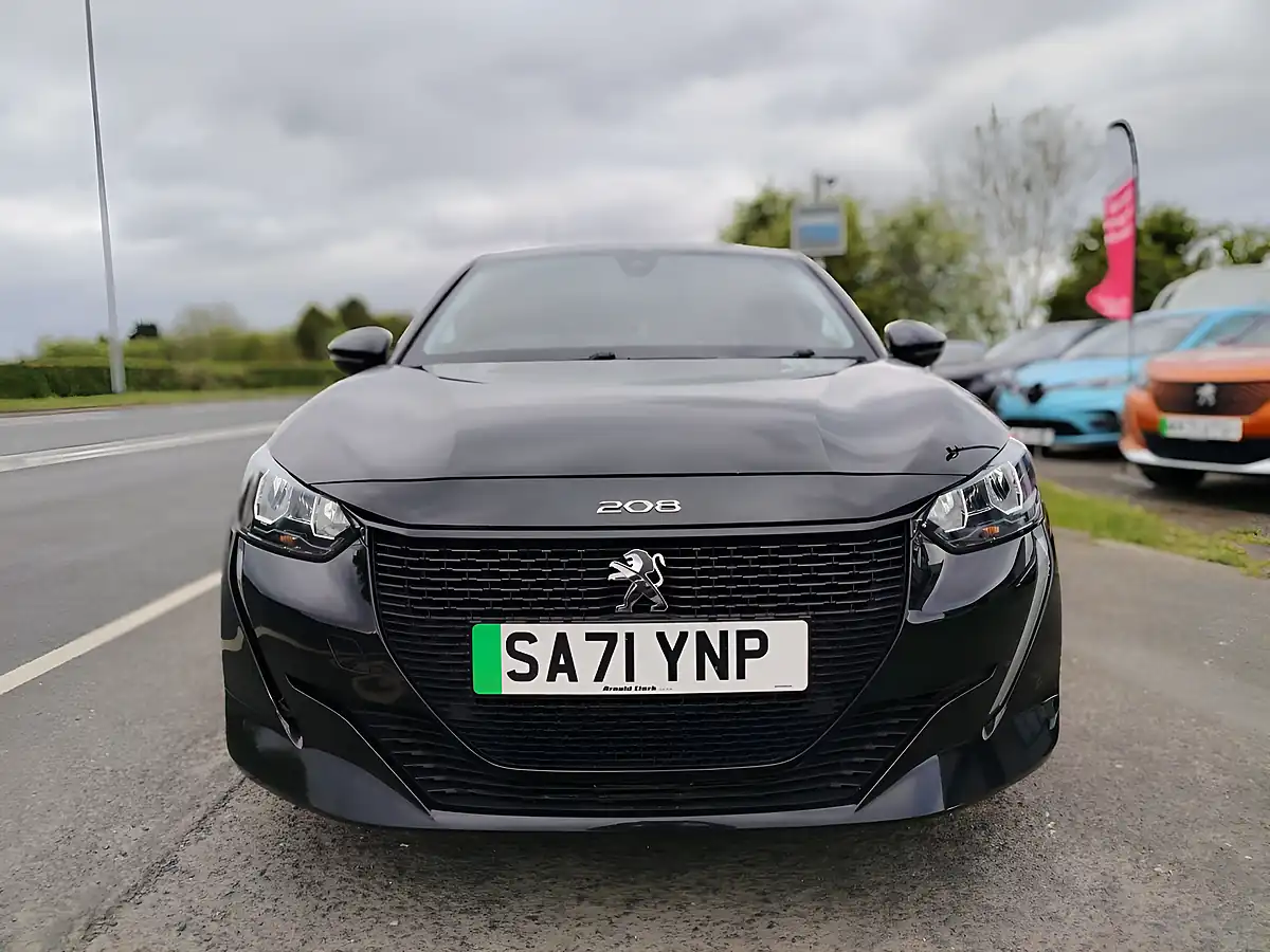 Used 2021 Peugeot E-208 Allure Black - Interior and Exterior details 3