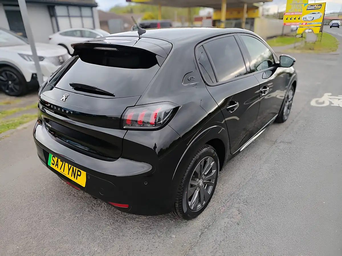 Used 2021 Peugeot E-208 Allure Black - Interior and Exterior details 7