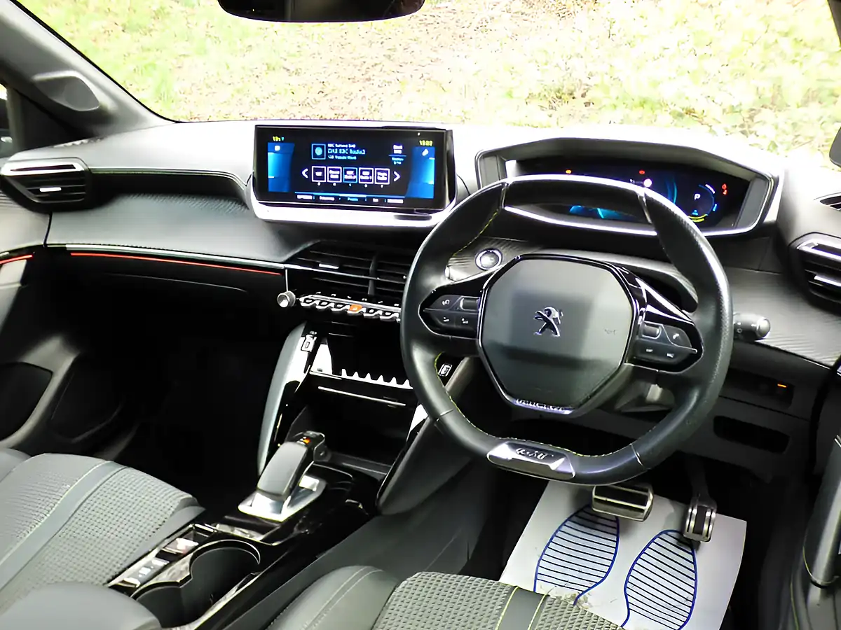 Used 2021 Peugeot e-208 GT Black - Interior and Exterior details 9