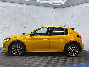 Used 2021 Peugeot e-208 GT Yellow - Interior and Exterior details 6