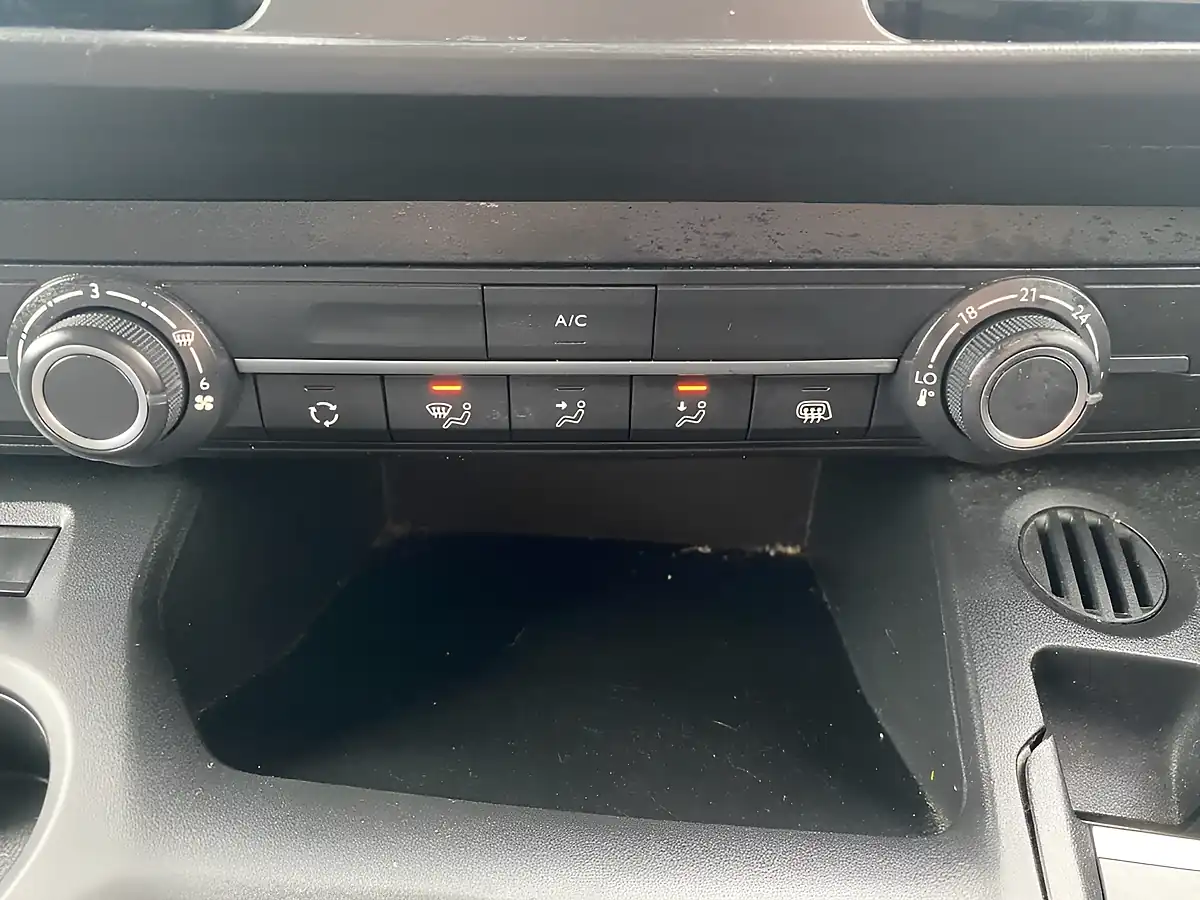 Used 2021 Peugeot E-Partner Professional Premium Grey - Interior and Exterior details 19