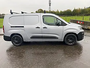 Used 2021 Peugeot E-Partner Professional Premium Grey - Interior and Exterior details 2