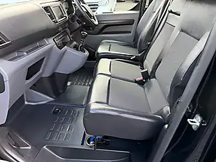 Used 2021 Peugeot Expert Professional Black - Interior and Exterior details 5