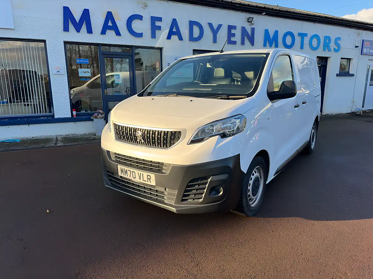 Used 2021 Peugeot Expert Professional Compact White - Front View