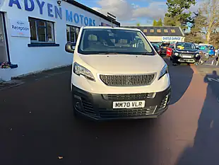 Used 2021 Peugeot Expert Professional Compact White - Interior and Exterior details 4