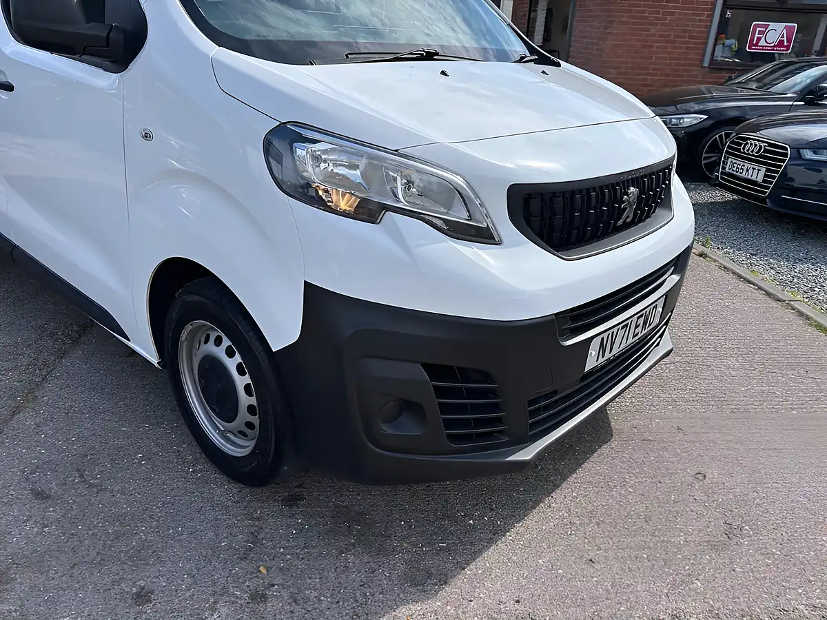 Used 2021 Peugeot Expert Professional Premium White - Interior and Exterior details 6