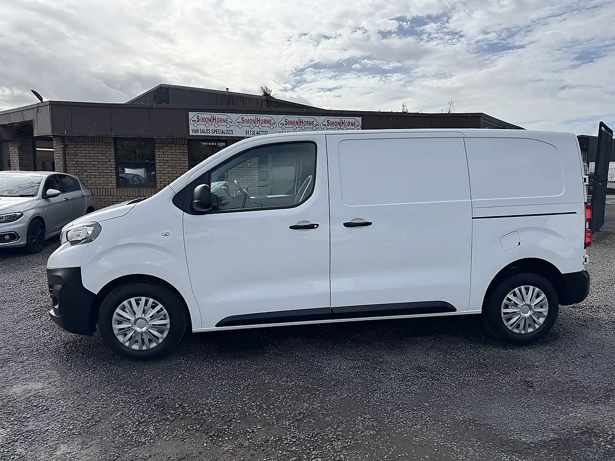 Used 2021 Peugeot Expert Professional Premium White - Interior and Exterior details 8