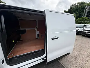 Used 2021 Peugeot Expert Professional Standard White - Interior and Exterior details 4