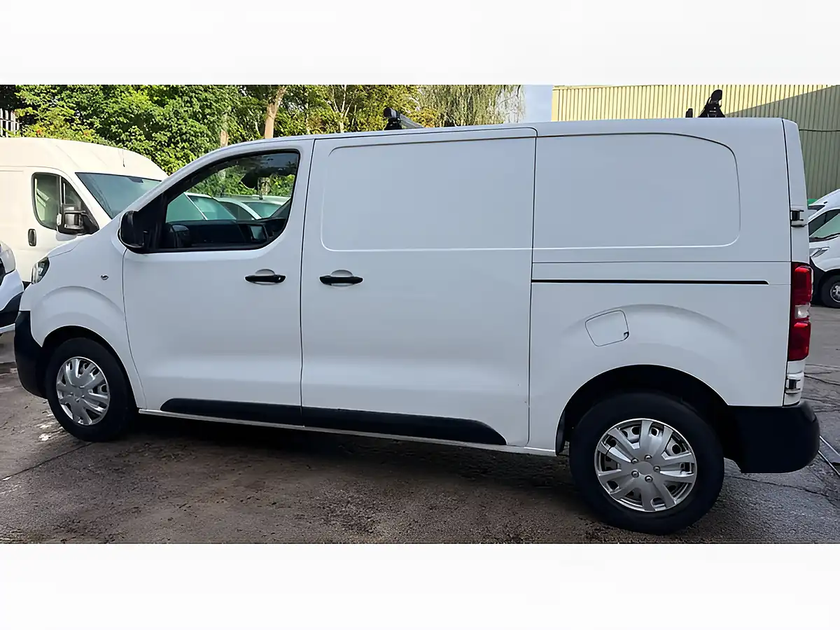 Used 2021 Peugeot Expert Professional White - Interior and Exterior details 13