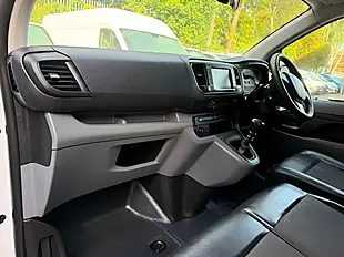 Used 2021 Peugeot Expert Professional White - Interior and Exterior details 20