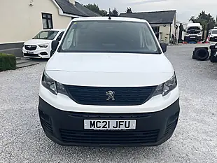 Used 2021 Peugeot Partner 1000 Professional White - Interior and Exterior details 4
