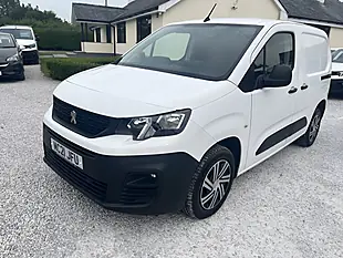 Used 2021 Peugeot Partner 1000 Professional White - Interior and Exterior details 6