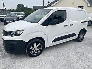 Used 2021 Peugeot Partner 1000 Professional White - Interior and Exterior details 7