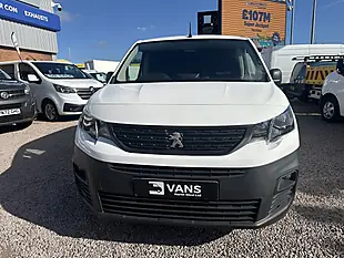 Used 2021 Peugeot Partner 1000 Professional White - Interior and Exterior details 9