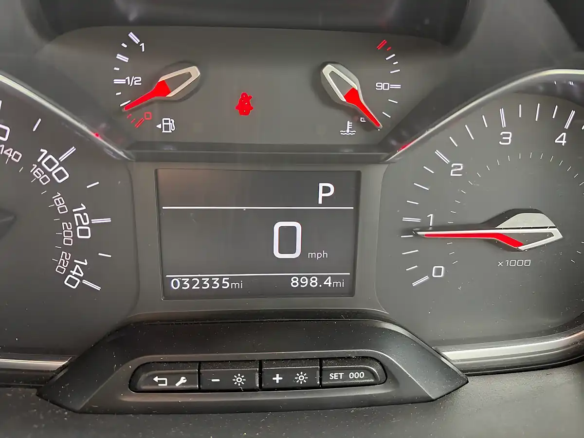 Used 2021 Peugeot Partner Asphalt Premium Grey - Interior and Exterior details 18