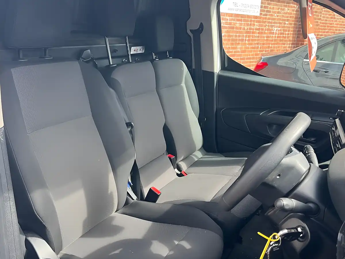 Used 2021 Peugeot Partner Asphalt Premium White - Interior and Exterior details 8