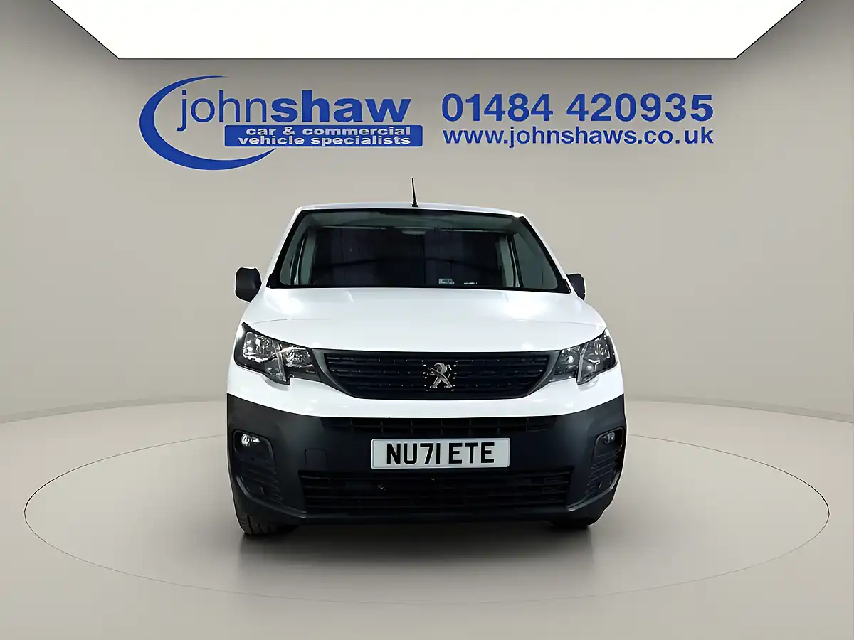 Used 2021 Peugeot Partner Grip Premium White - Interior and Exterior details 10
