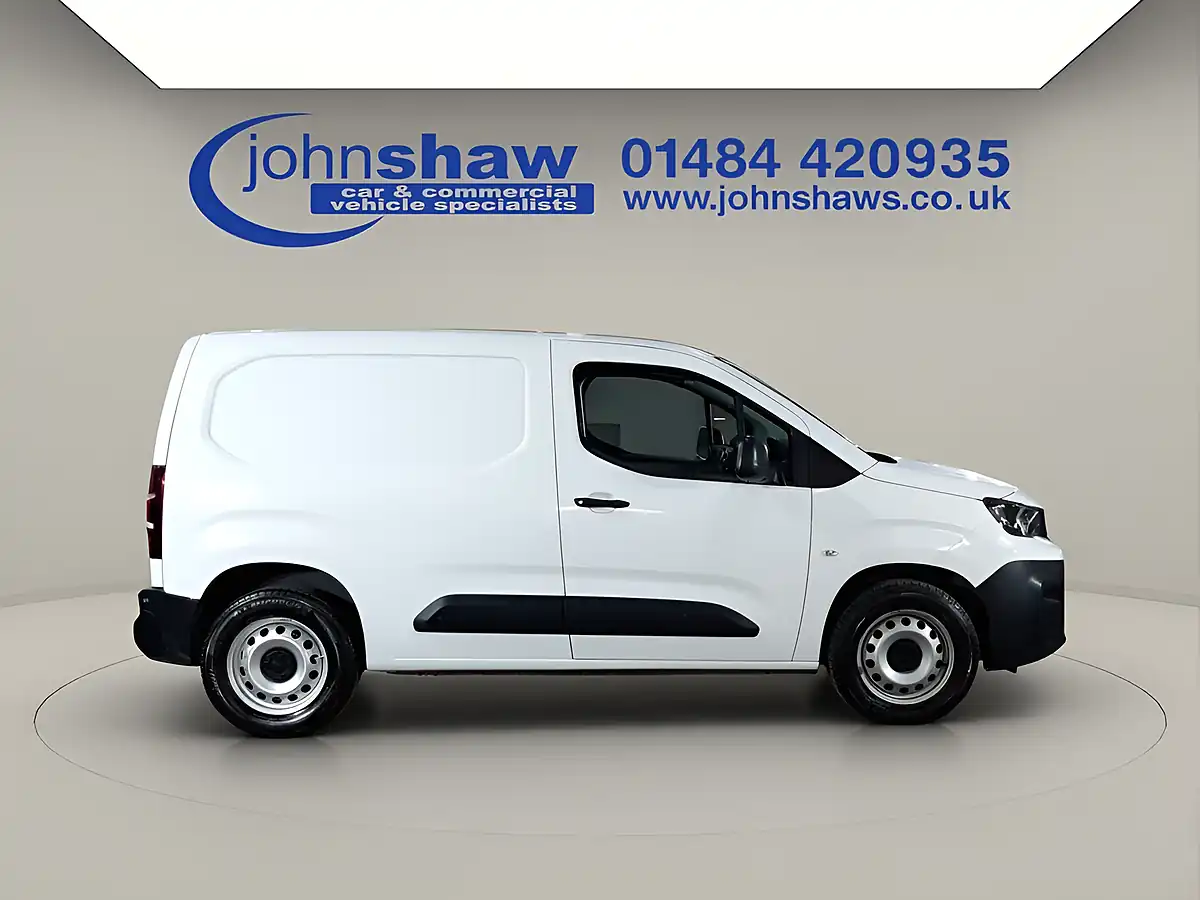 Used 2021 Peugeot Partner Grip Premium White - Interior and Exterior details 11