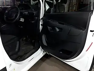 Used 2021 Peugeot Partner Grip Premium White - Interior and Exterior details 14