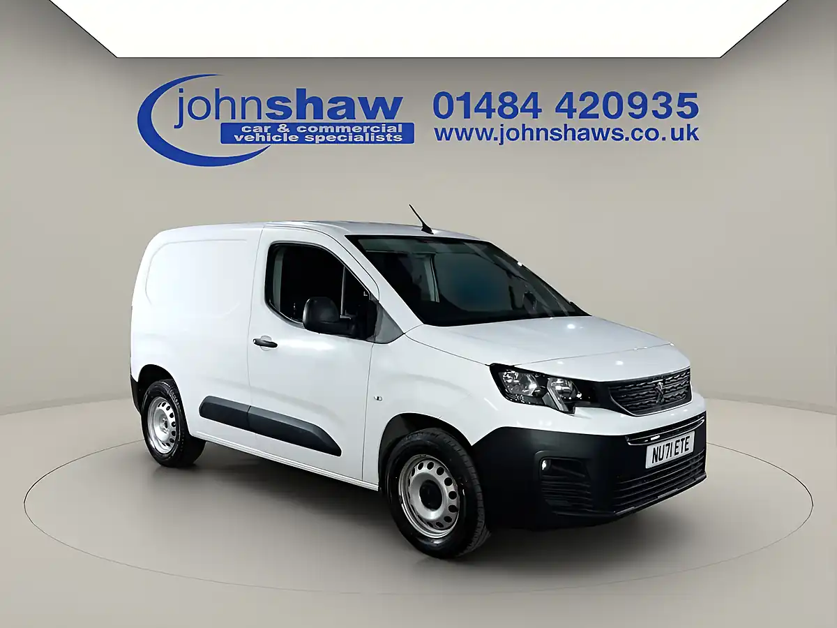 Used 2021 Peugeot Partner Grip Premium White - Interior and Exterior details 4