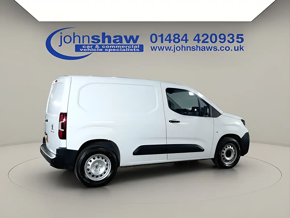 Used 2021 Peugeot Partner Grip Premium White - Interior and Exterior details 9