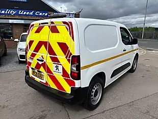 Used 2021 Peugeot Partner Grip Standard Panel Van Swb White - Interior and Exterior details 11