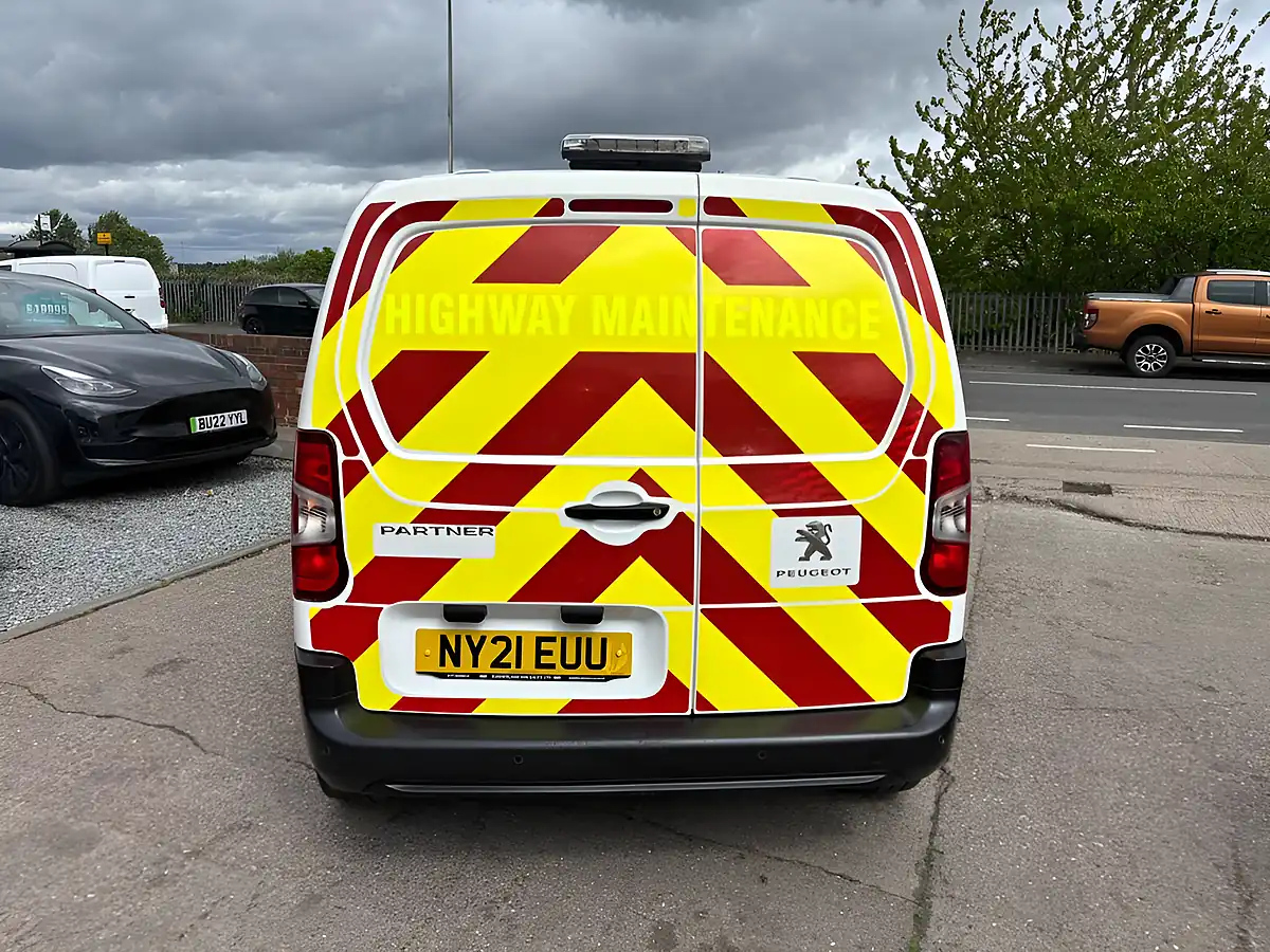 Used 2021 Peugeot Partner Grip Standard Panel Van Swb White - Interior and Exterior details 12