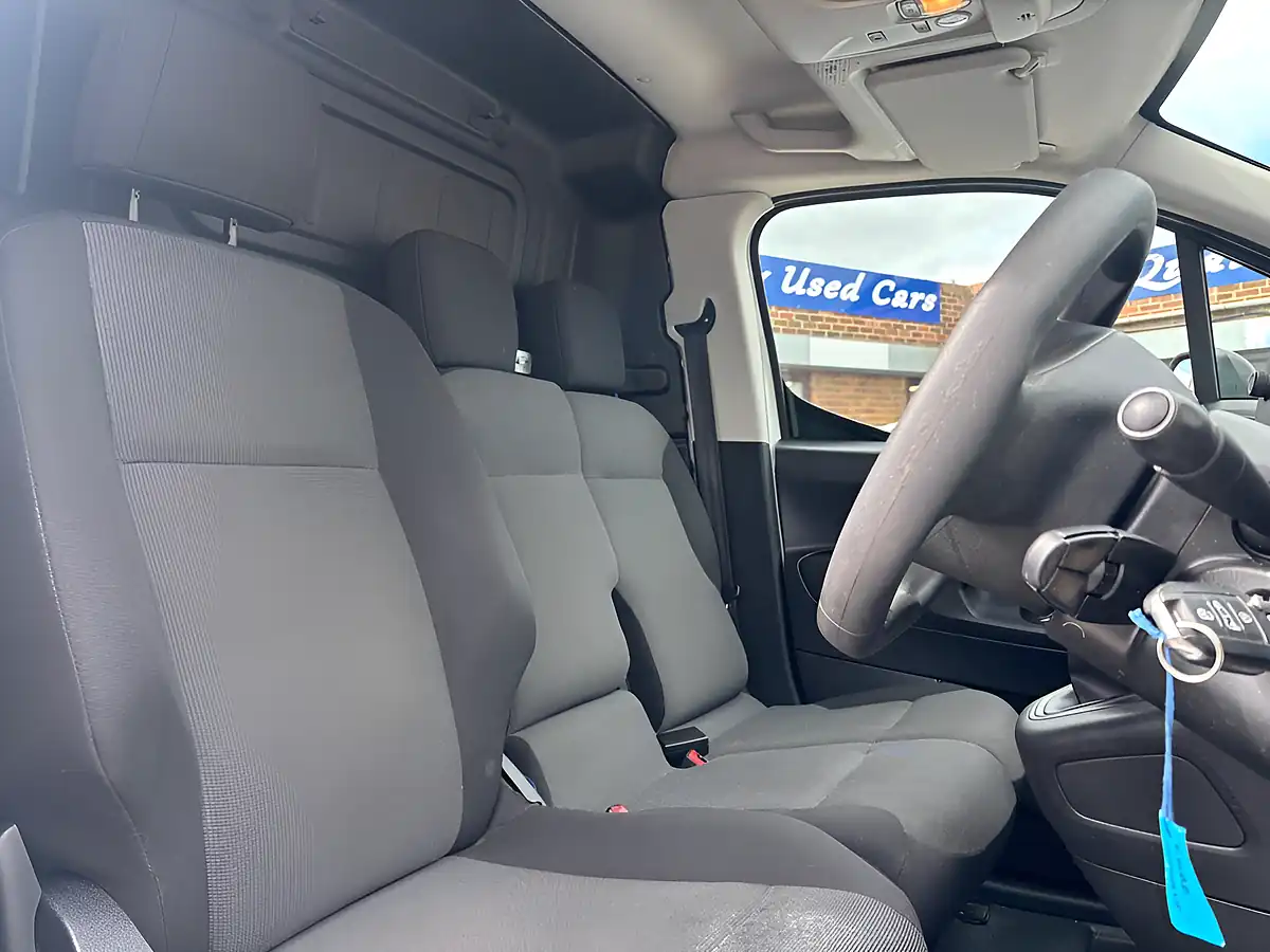 Used 2021 Peugeot Partner Grip Standard Panel Van Swb White - Interior and Exterior details 15
