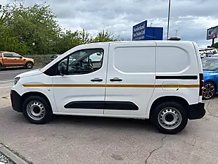 Used 2021 Peugeot Partner Grip Standard Panel Van Swb White - Interior and Exterior details 8