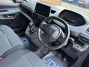 Used 2021 Peugeot Partner Professional L1 Blue Black - Interior and Exterior details 16