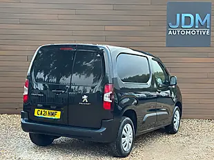 Used 2021 Peugeot Partner Professional L1 Blue Black - Interior and Exterior details 3