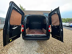 Used 2021 Peugeot Partner Professional L1 Blue Black - Interior and Exterior details 5