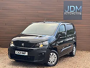 Used 2021 Peugeot Partner Professional L1 Blue Black - Interior and Exterior details 9