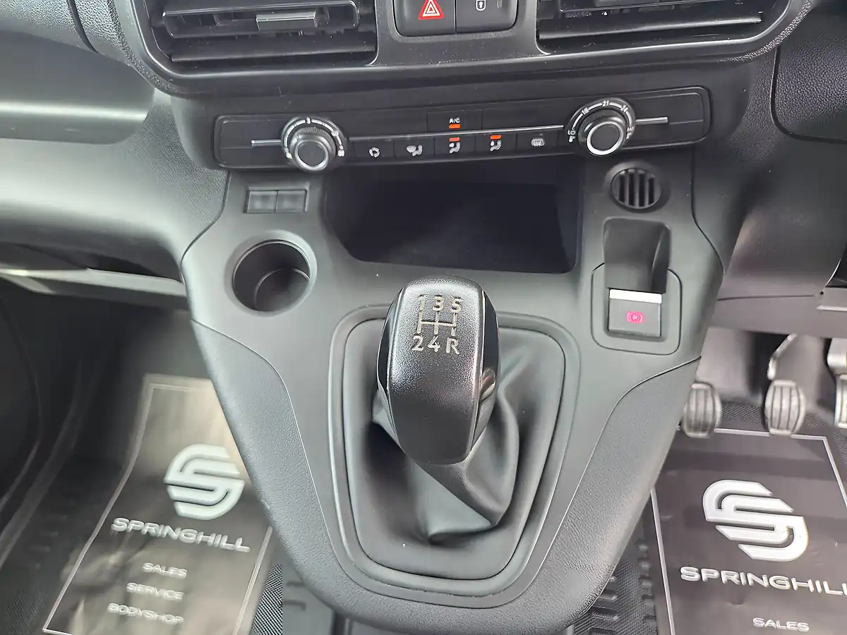 Used 2021 Peugeot Partner Professional Premium Grey - Interior and Exterior details 18