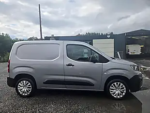 Used 2021 Peugeot Partner Professional Premium Grey - Interior and Exterior details 3