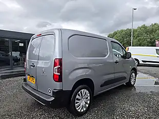 Used 2021 Peugeot Partner Professional Premium Grey - Interior and Exterior details 5