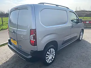 Used 2021 Peugeot Partner Professional Premium Grey - Interior and Exterior details 3