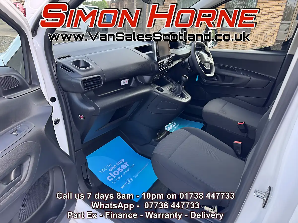 Used 2021 Peugeot Partner Professional Premium - Interior and Exterior details 10