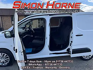 Used 2021 Peugeot Partner Professional Premium - Interior and Exterior details 12