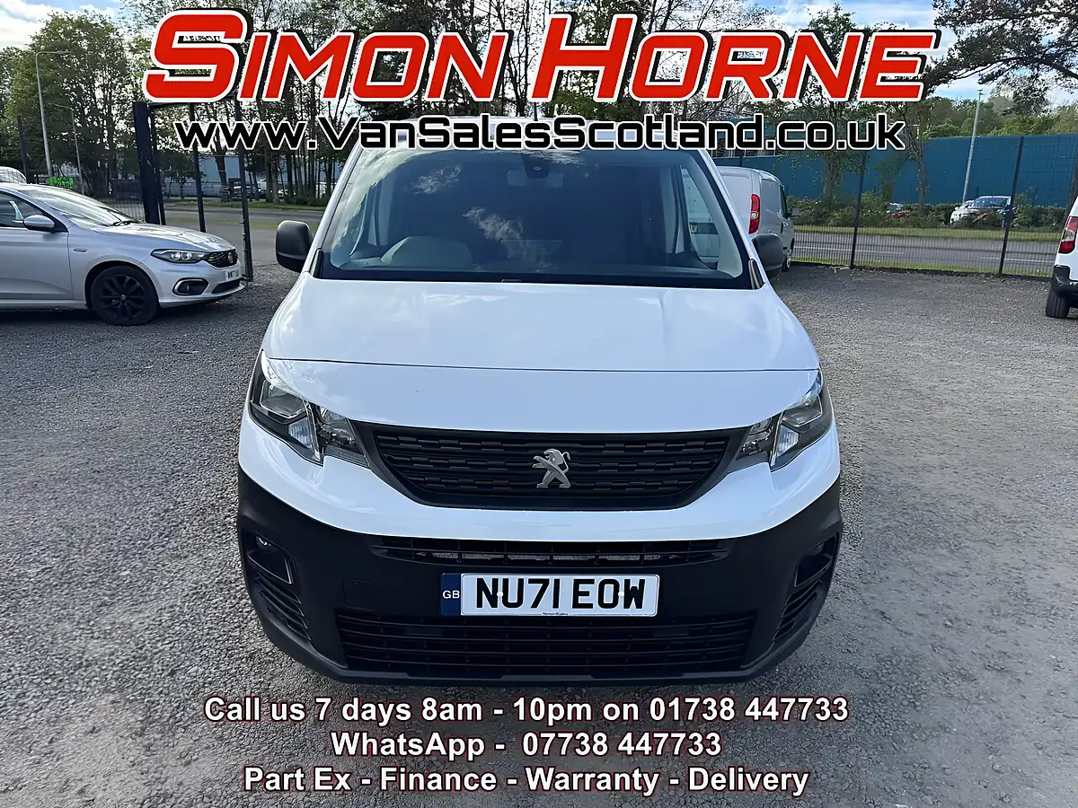 Used 2021 Peugeot Partner Professional Premium - Interior and Exterior details 3