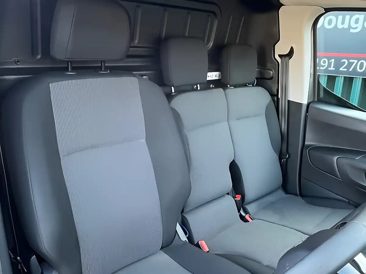 Used 2021 Peugeot Partner Professional Premium L1 Grey - Interior and Exterior details 17